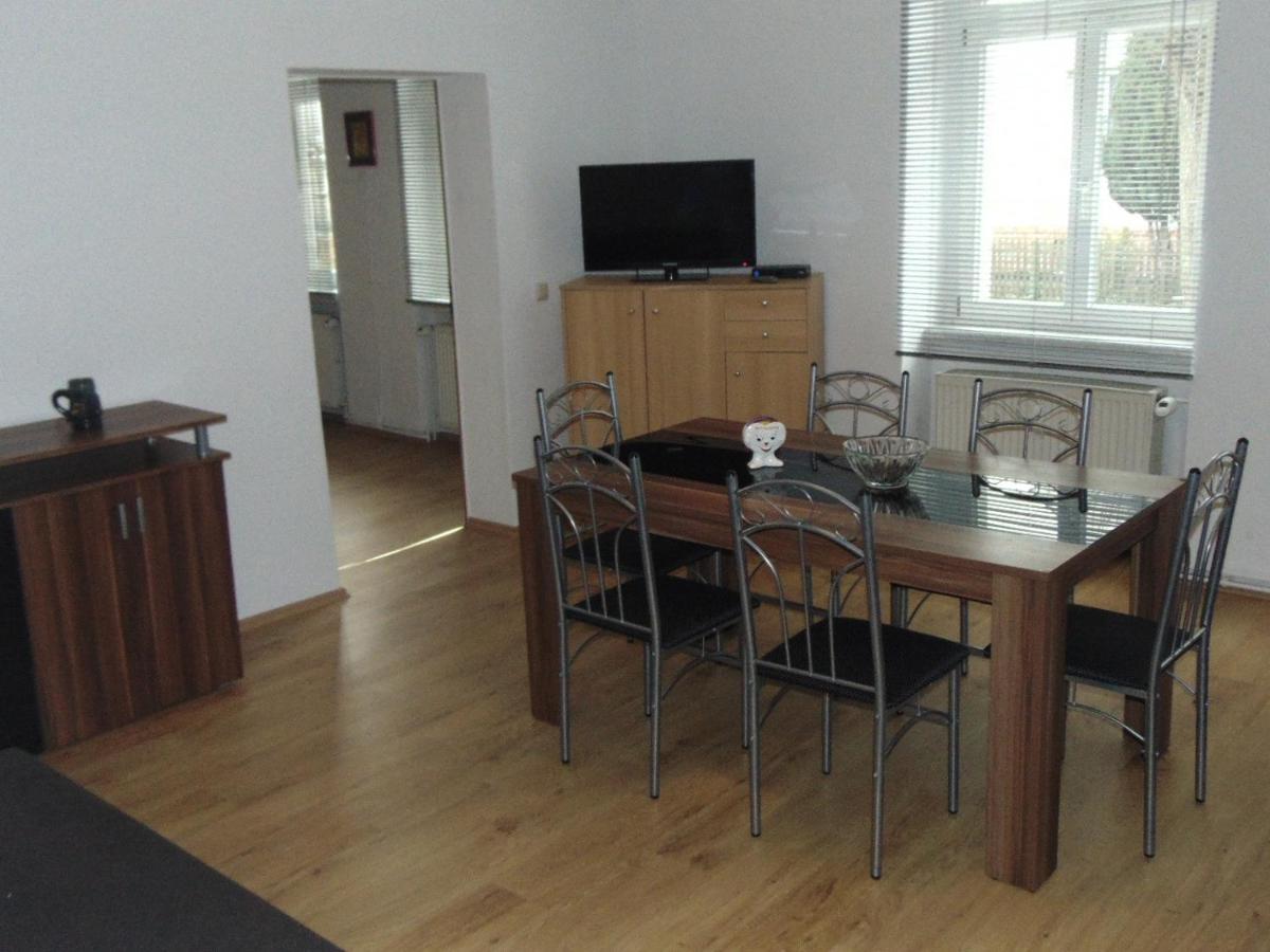Hostel Баленщед Екстериор снимка